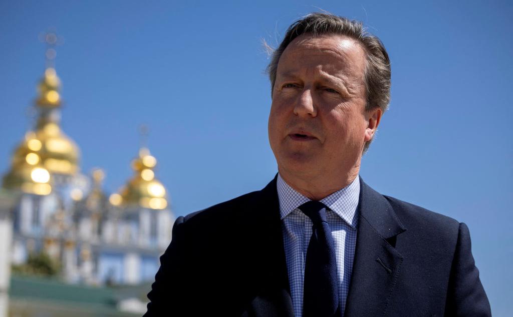Reuters переопубликовал заявление Кэмерона об ударах Украины по России