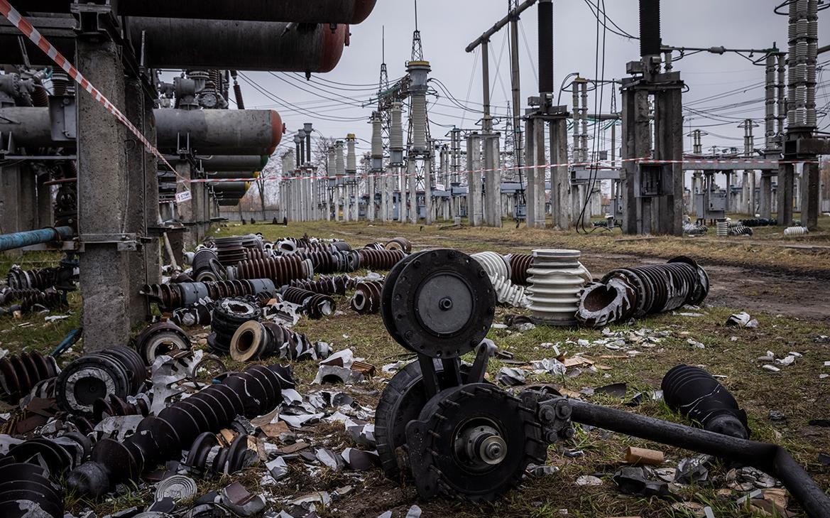 На Украине заявили об атаках на объекты энергетики в пяти областях