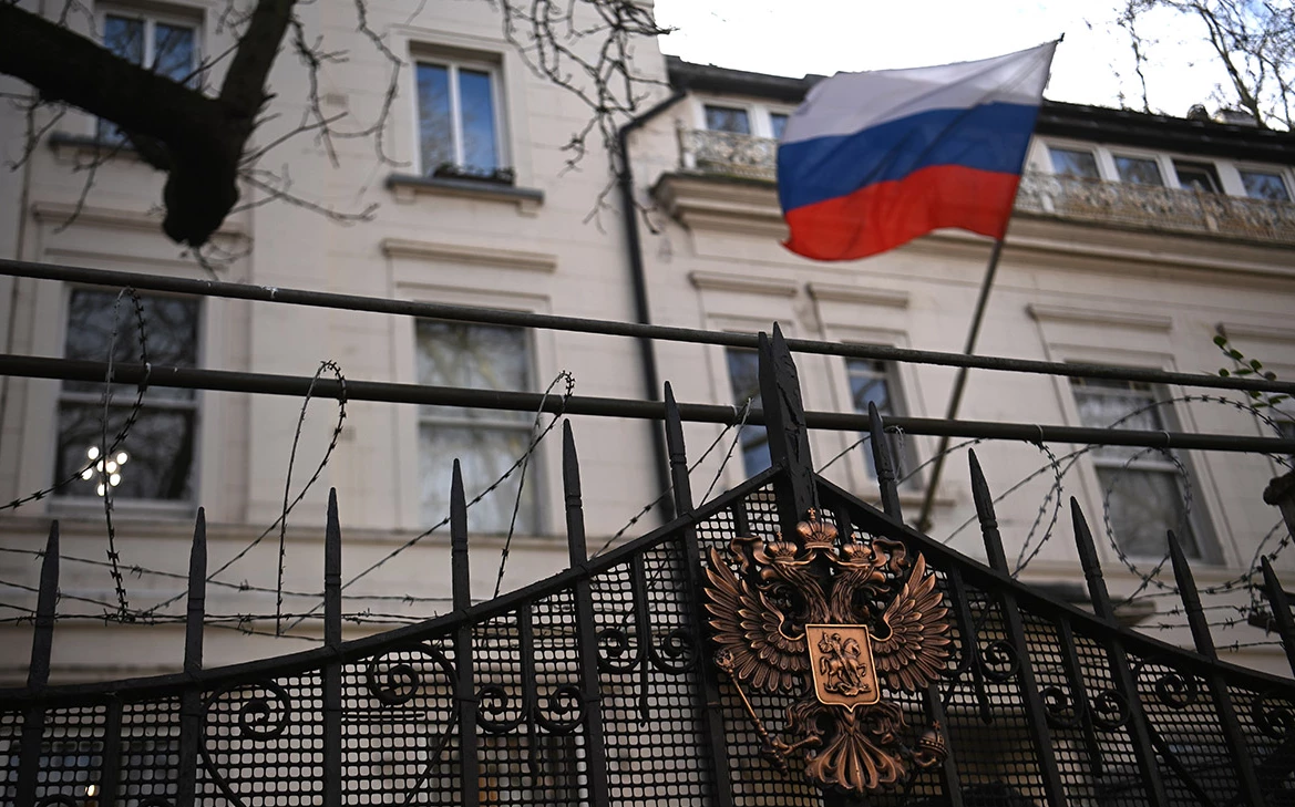 https://s0.rbk.ru/v6_top_pics/media/img/3/49/347570758503493.webp