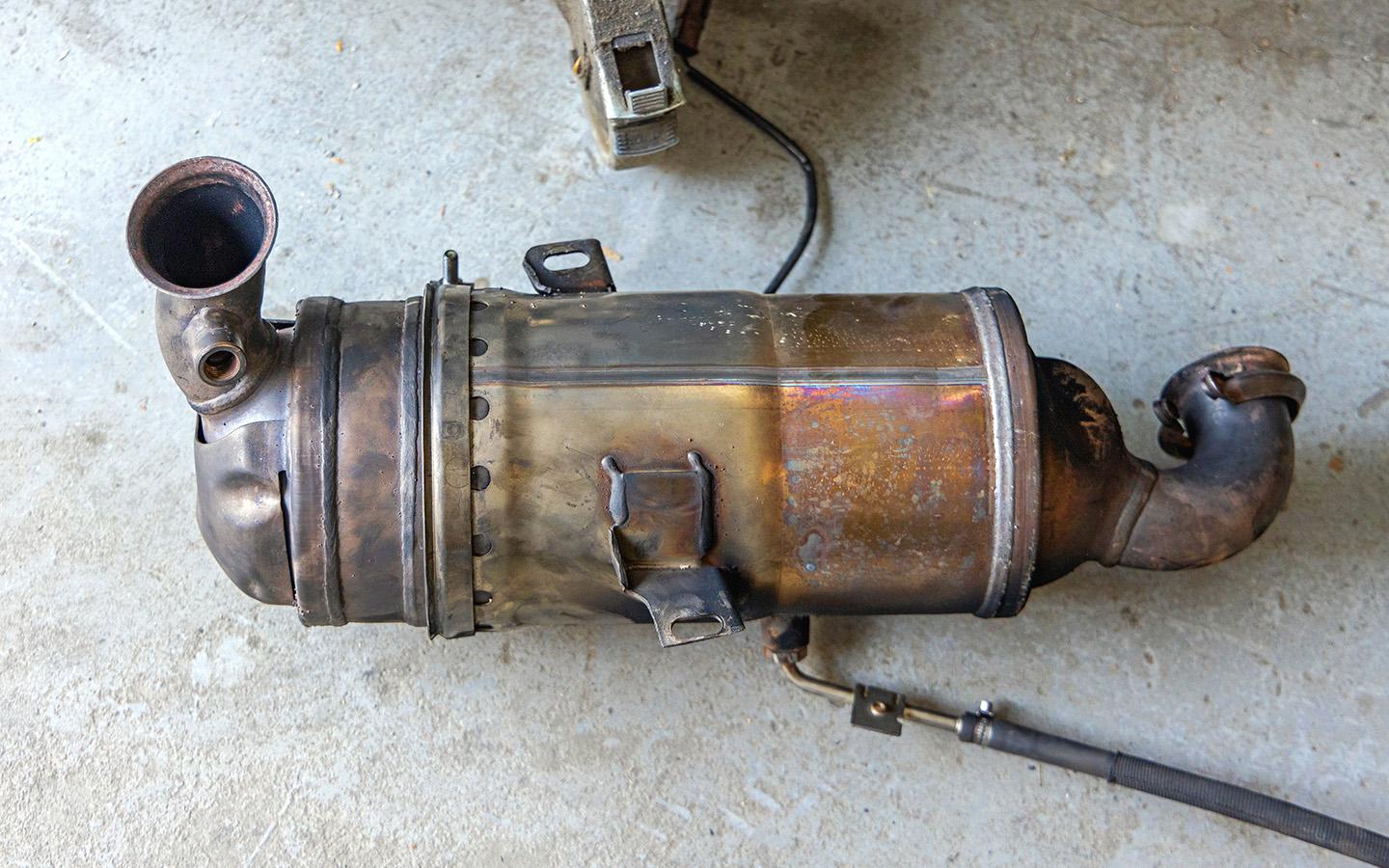 Что такое сажевый фильтр, где он находится и для чего нужен