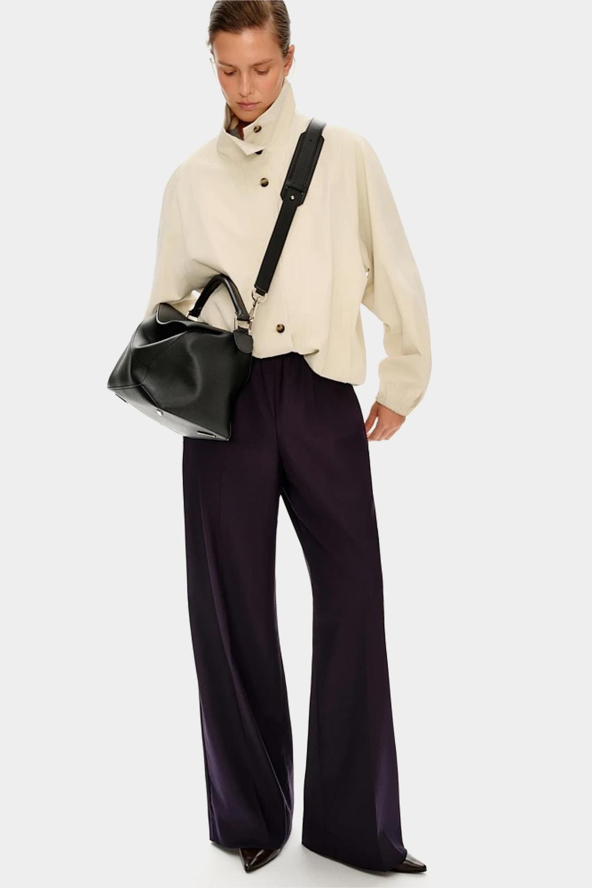 Брюки&nbsp;Daisyknit, 13 890 руб. (daisyknit.ru)