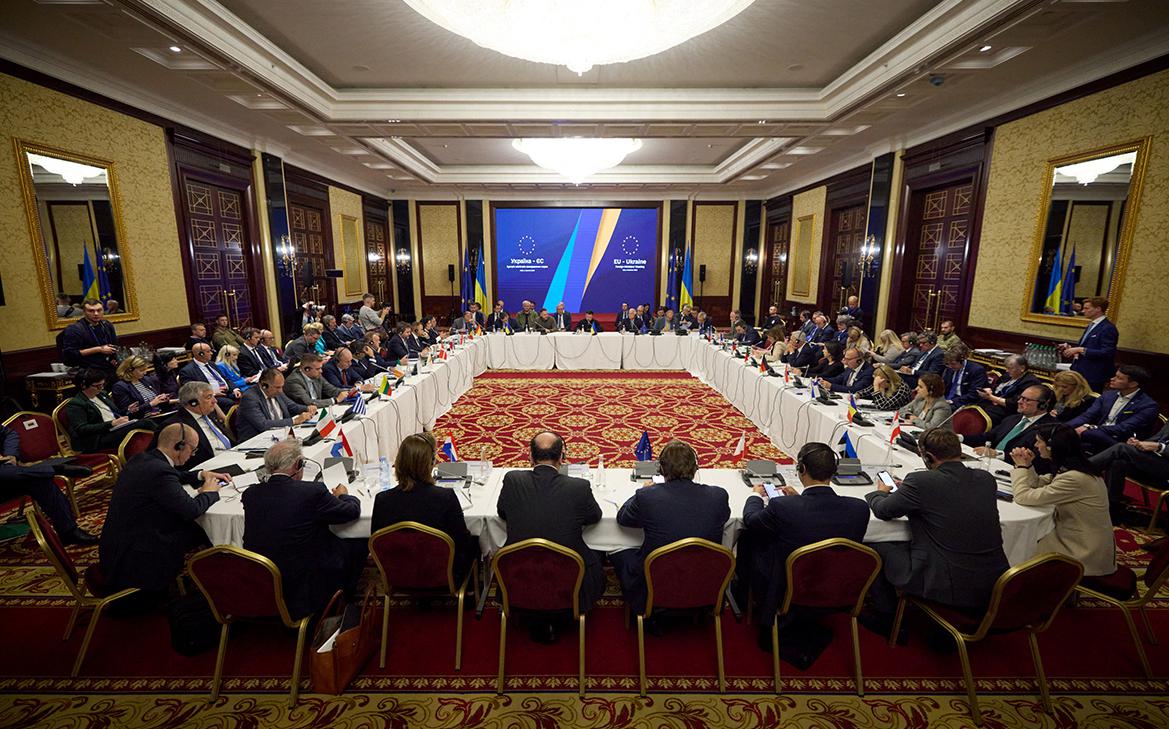 Зачем главы МИД стран ЕС собрались на неформальную встречу в Киеве