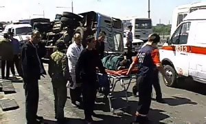 В Омске КамАЗ протаранил колонну автобусов с детьми, трое погибли