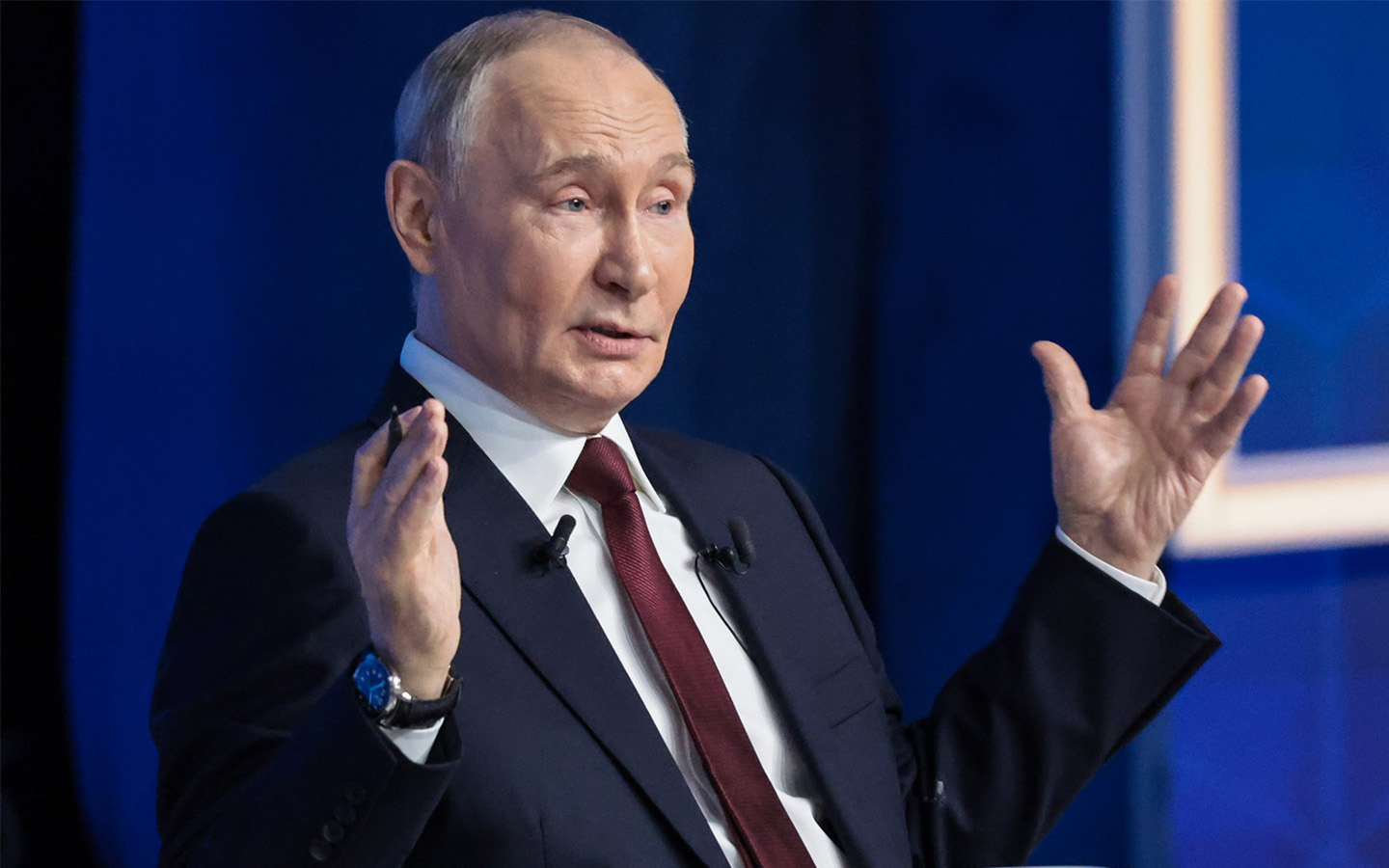 Президент Российской Федерации Владимир Путин во время программы &laquo;Итоги года&raquo; в Гостином дворе, Москва, 19 декабря 2025 года