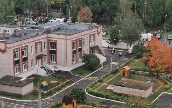 Глава Удмуртии сообщил, что при стрельбе в ижевской школе погибли дети