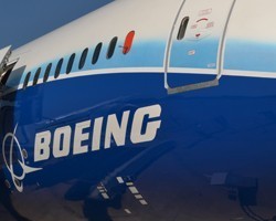 В Чите экстренно приземлился пассажирский Boeing с трещиной в лобовом стекле