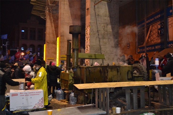 Уик-энд на баррикадах: репортаж из мятежного Киева 