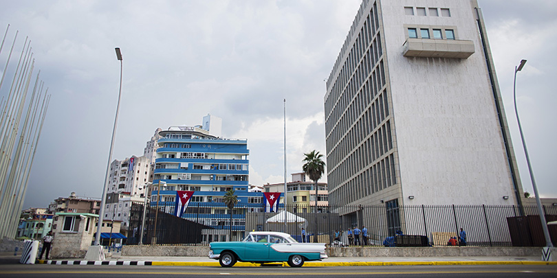 США не исключили закрытия посольства на Кубе из-за «акустических атак»