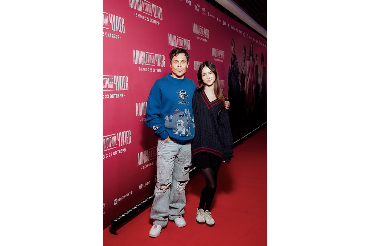 Павел Деревянко с дочерью Варварой