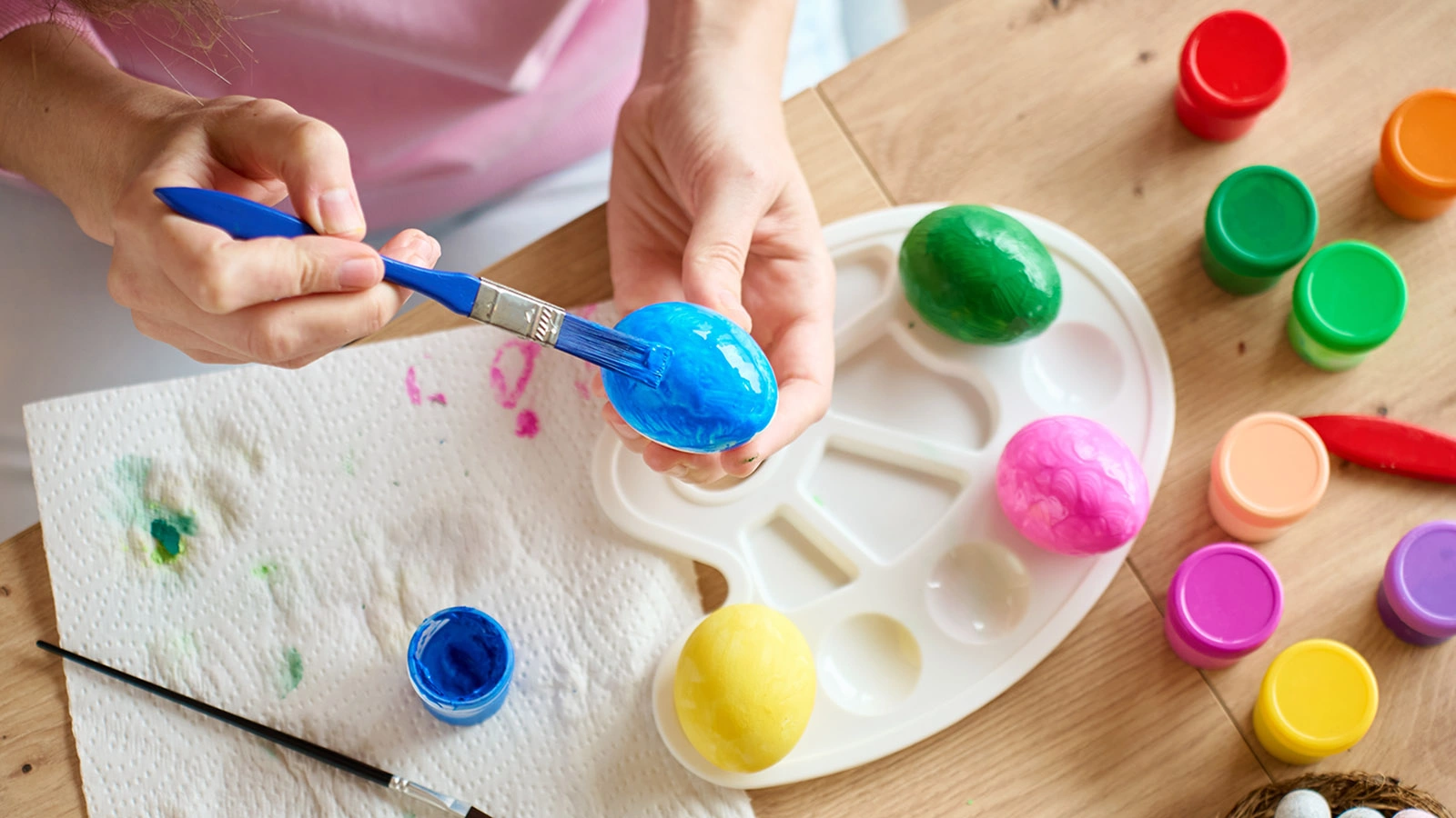 Можно ли покрасить яйца акварелью или гуашью. Врач все объяснила