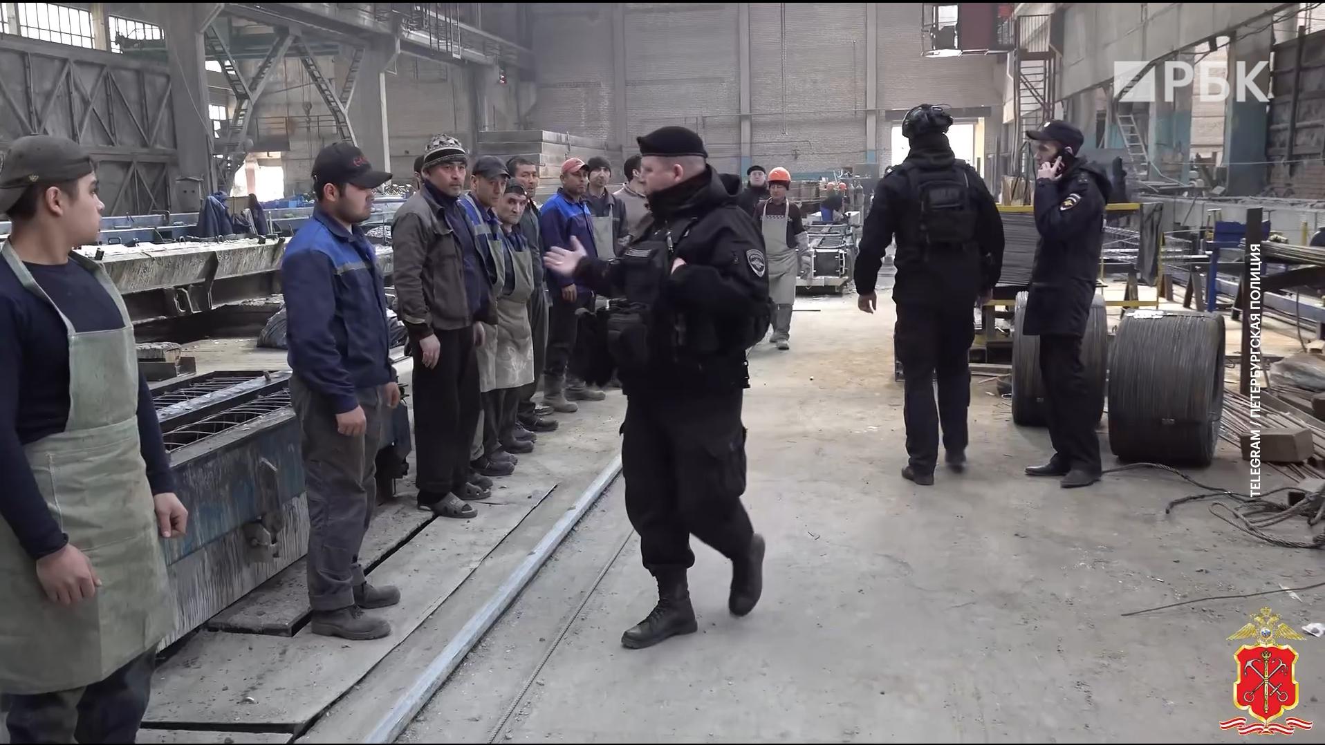 Фото
