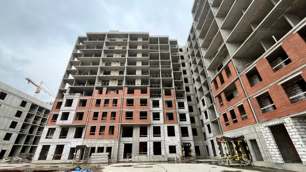 ЖК&nbsp;&laquo;е.волюция&raquo; на Московском проспекте, февраль 2025 года