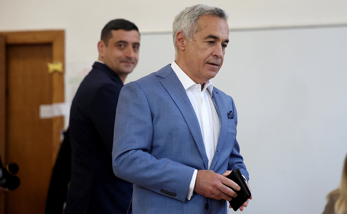 Louisa Gouliamaki / Reuters