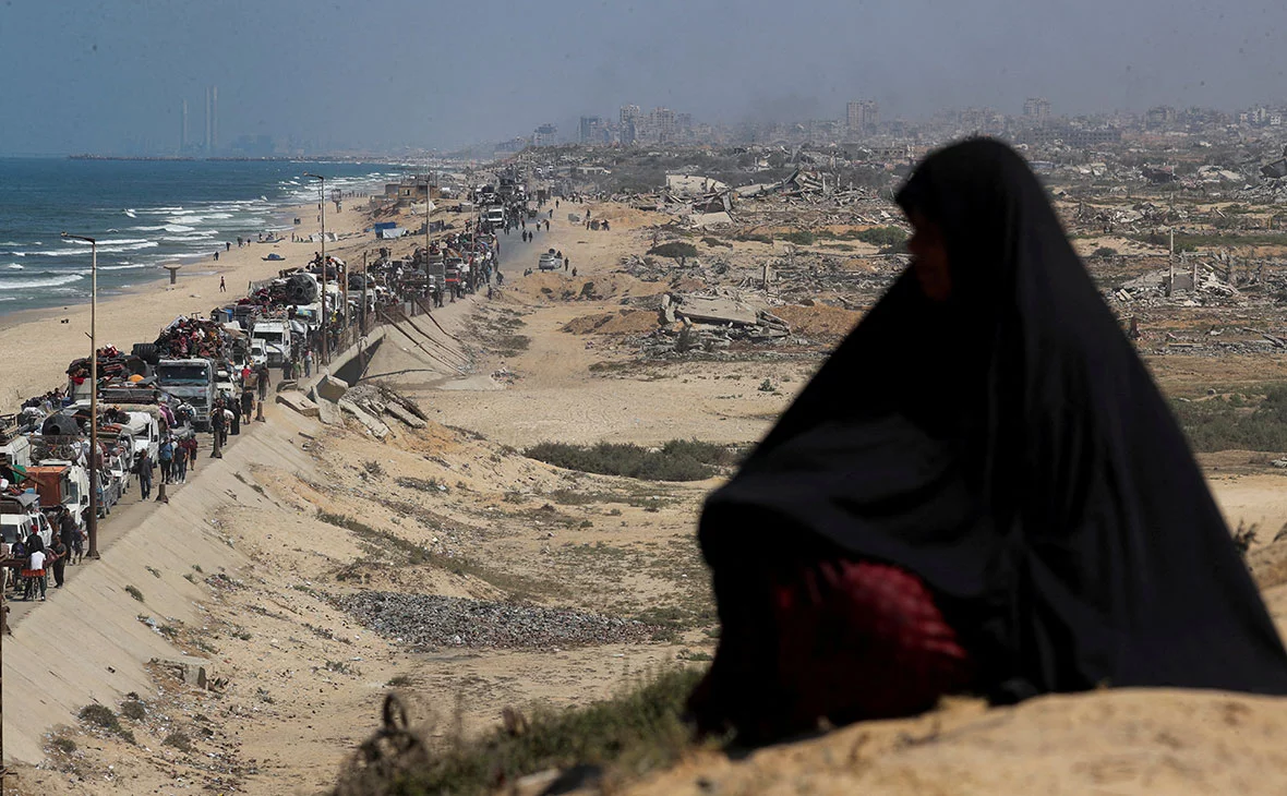 Mahmoud Issa / Reuters