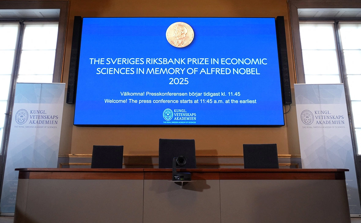 Tom Little / Reuters