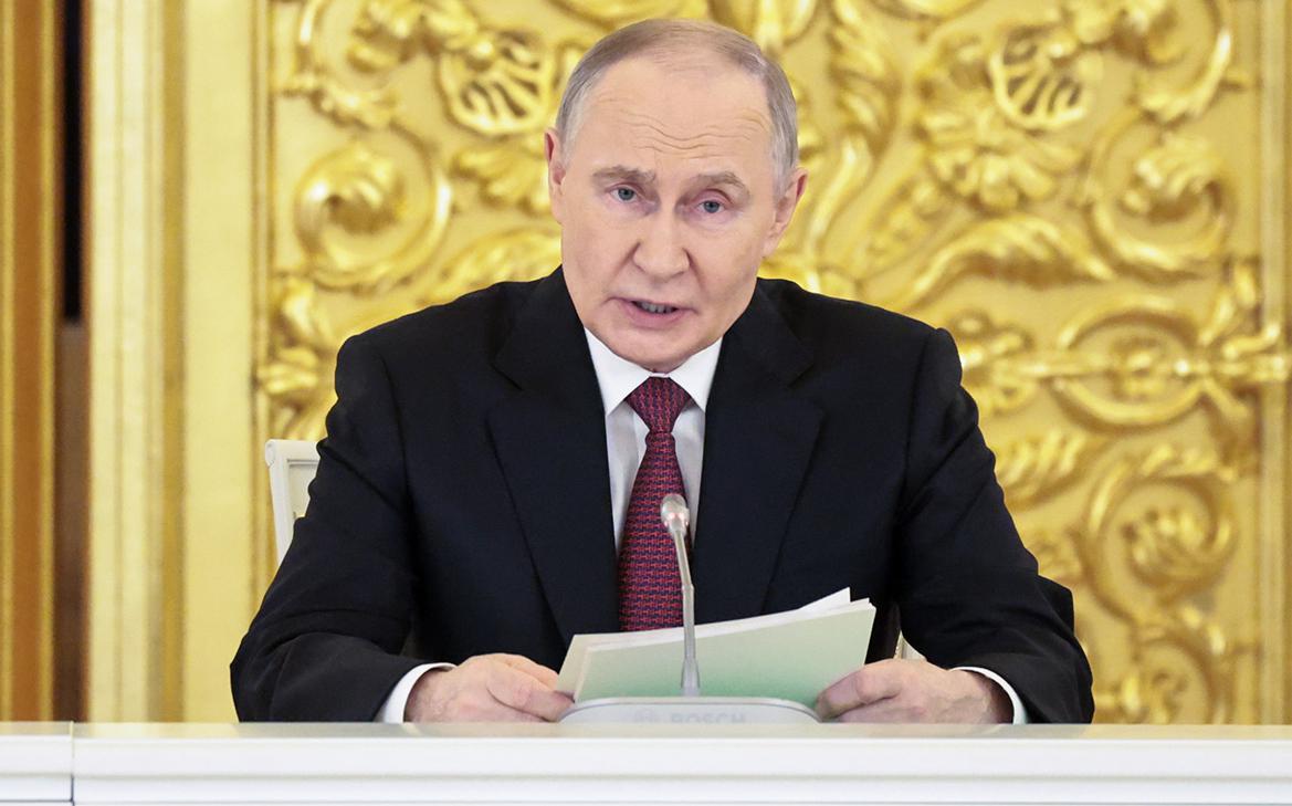 Путин продлил ограничения на покупку долей в иностранных компаниях