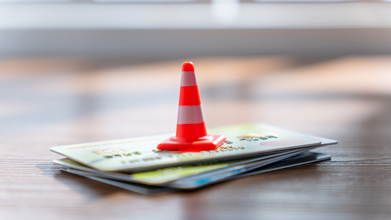 Сколько банковских карт можно оформить на человека