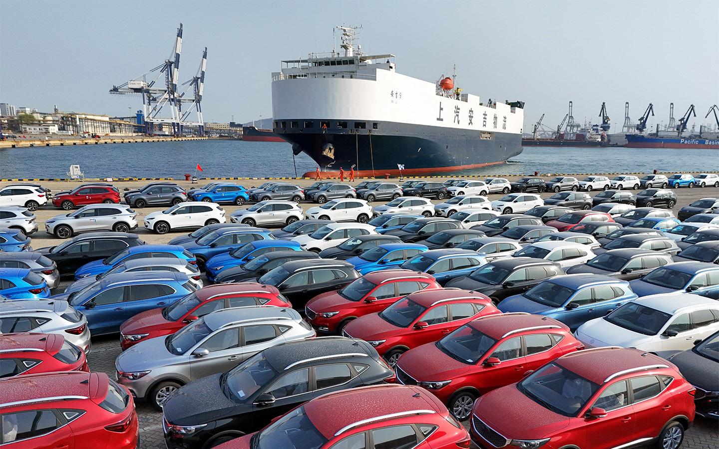 Угроза дефицита. Что происходит с поставками иномарок из Китая в Россию