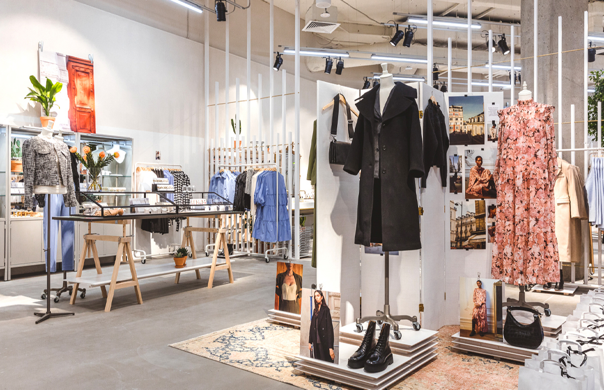 H&M Group открыла в Москве первый магазин бренда & Other Stories