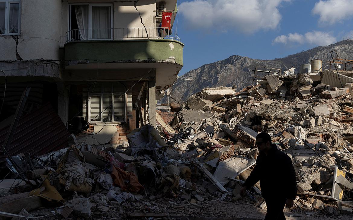 В Турции сообщили о жертвах нового землетрясения