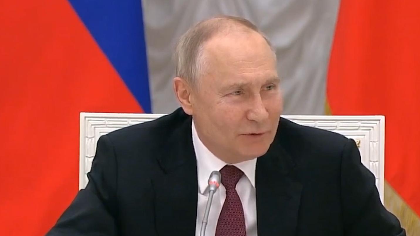 Путин заявил, что Россия исчерпала лимит революций еще в XX веке