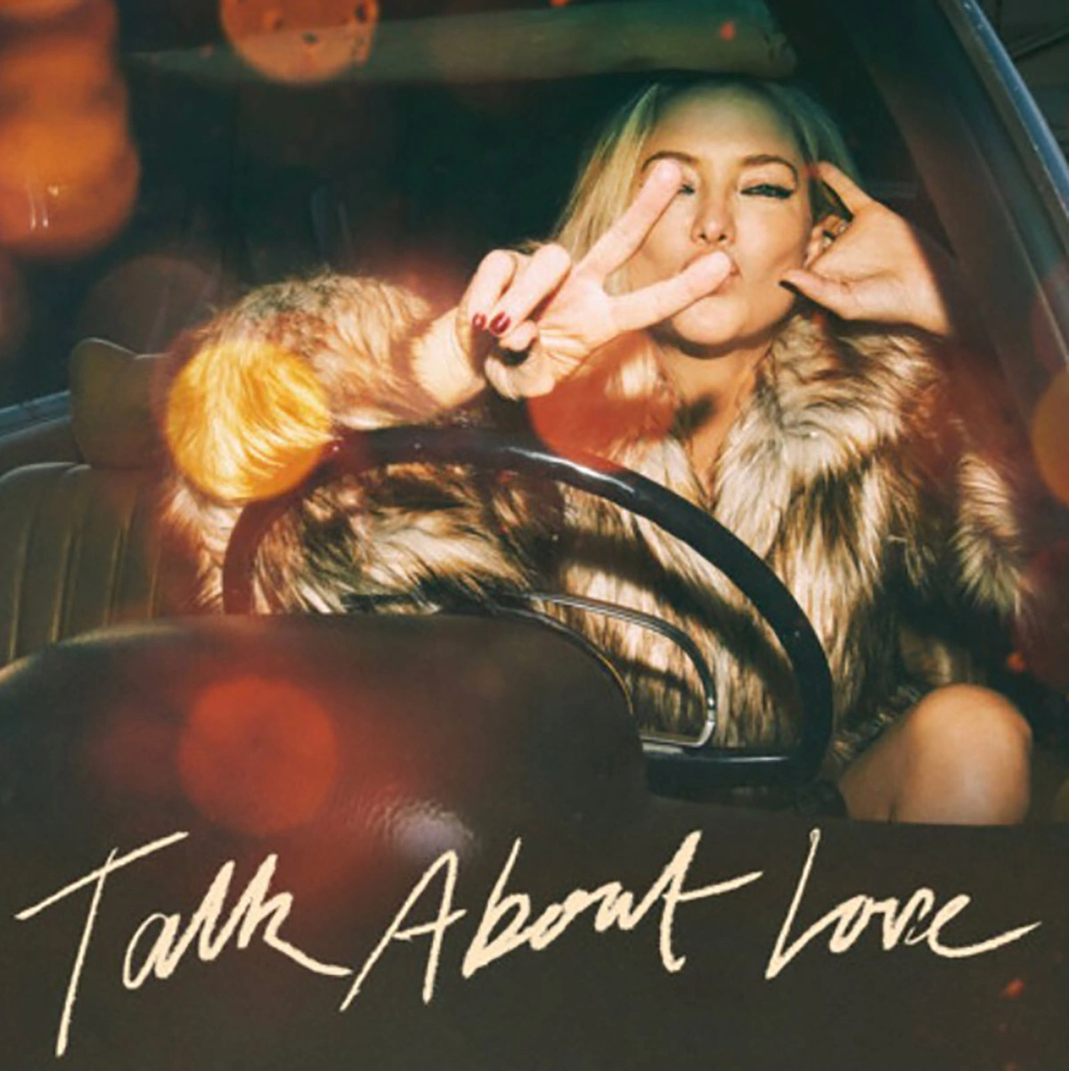 <p>Обложка альбома&nbsp;Кейт Хадсон&nbsp;Talk About Love</p>