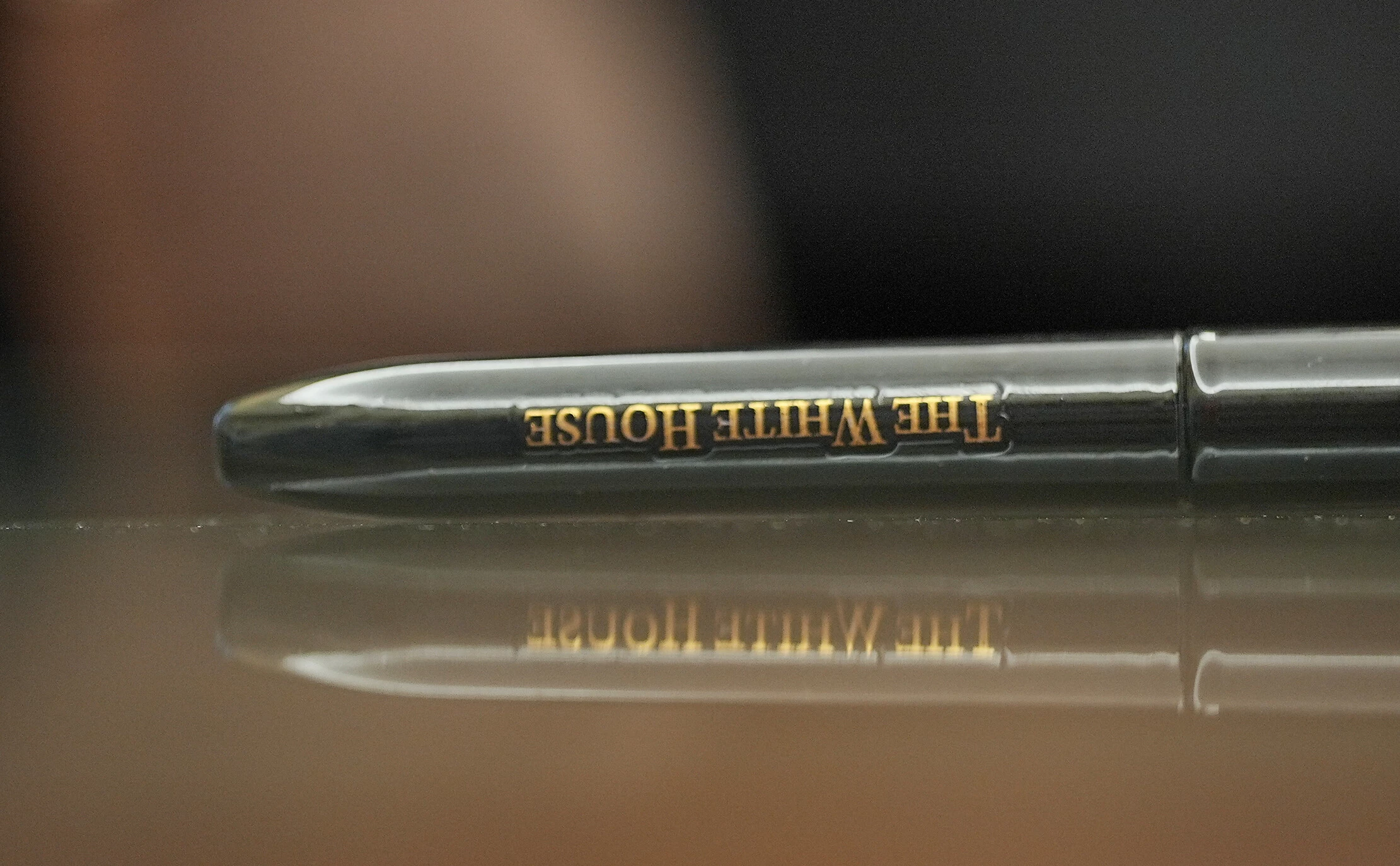 Ken Cedeno / Reuters