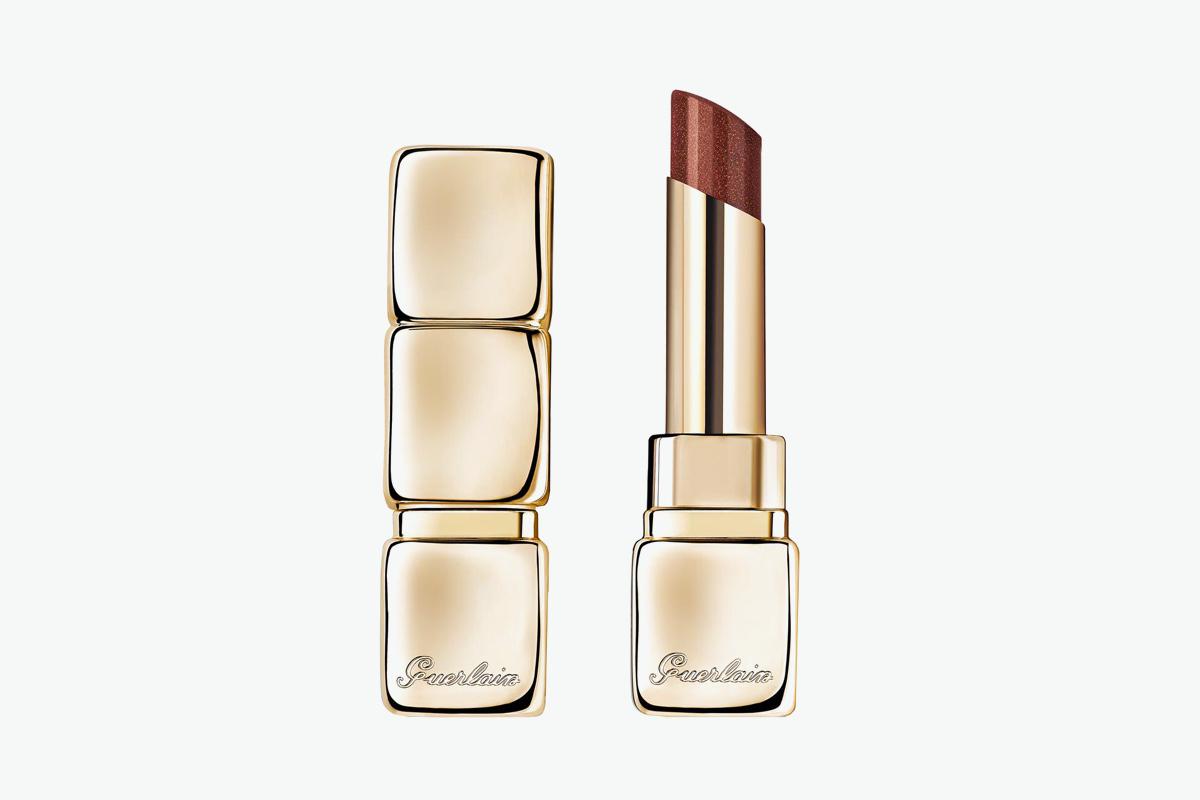 Медовый бальзам-тинт для губ Kiss Kiss Bee Glow, Guerlain, 4900 руб. (&laquo;Рив Гош&raquo;)