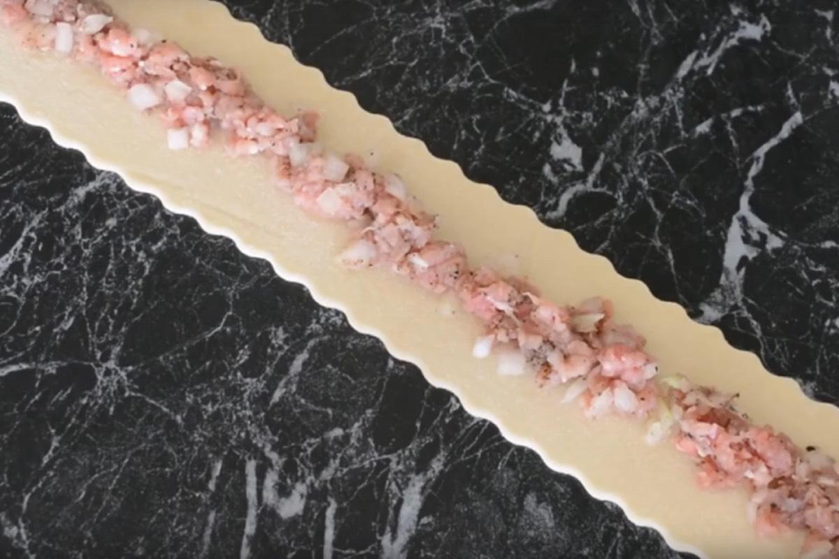 Как лепить манты в форме розочки