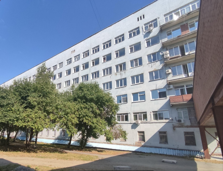 В Екатеринбурге перенесут медгородок с акушерским центром