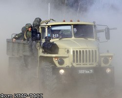 В Красноярском крае перевернулся военный грузовик: 6 человек ранены