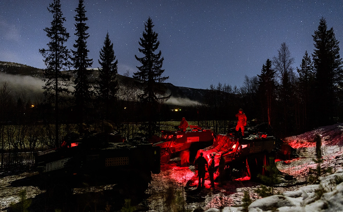 Leon Neal / Getty Images