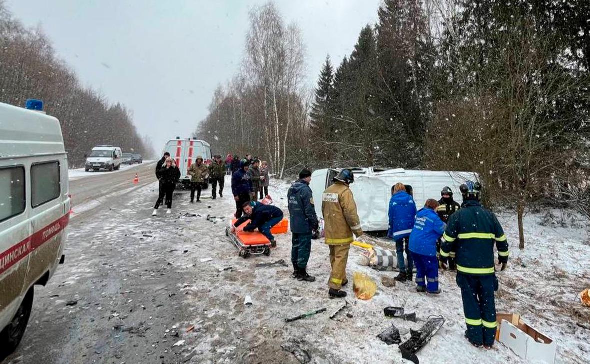 Один человек погиб в ДТП с маршруткой в Калужской области