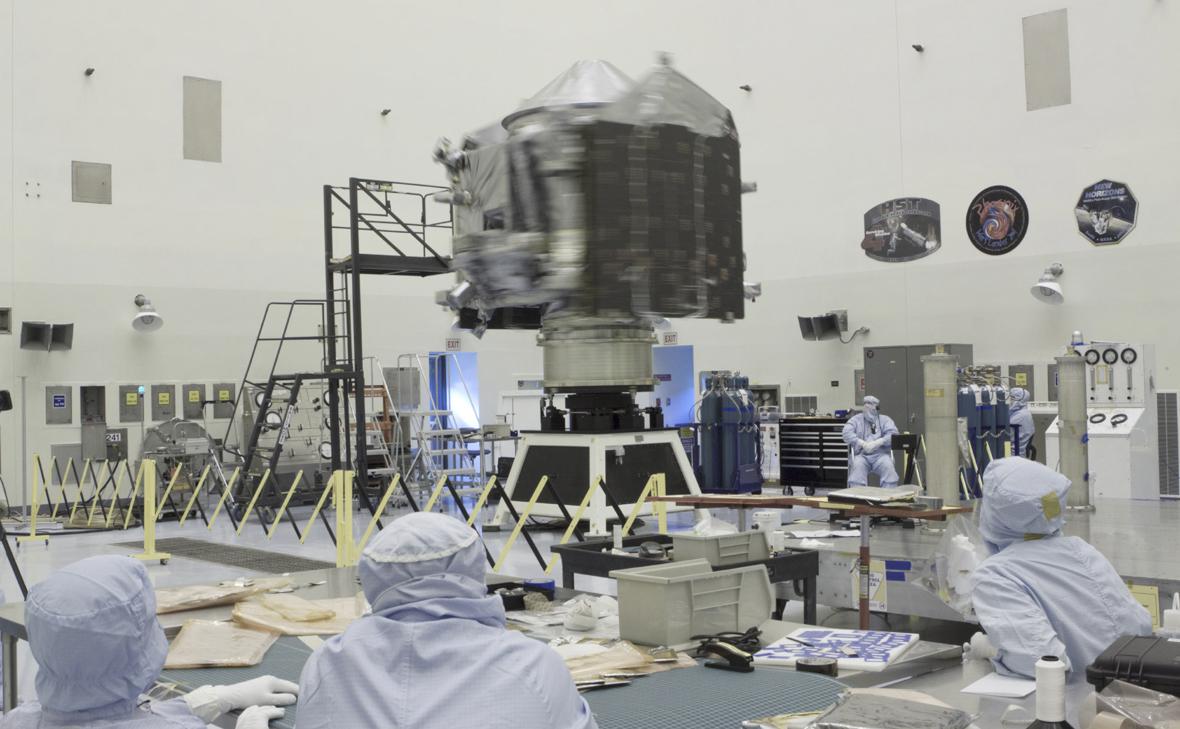 Тест на вращение аппарата Maven в лаборатории NASA