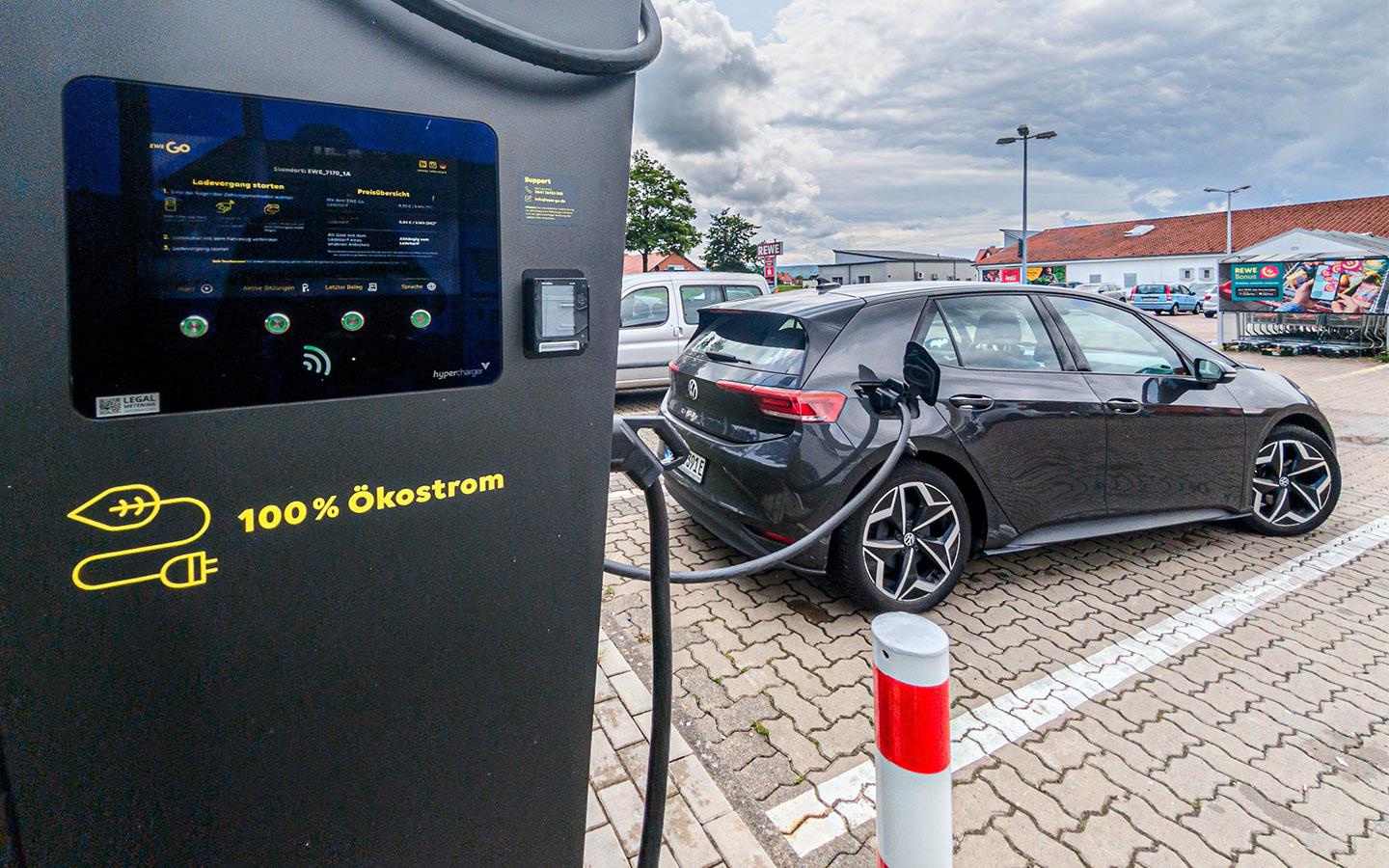 Вот на каких автомобилях предпочитают ездить в Европе. Модели и цифры