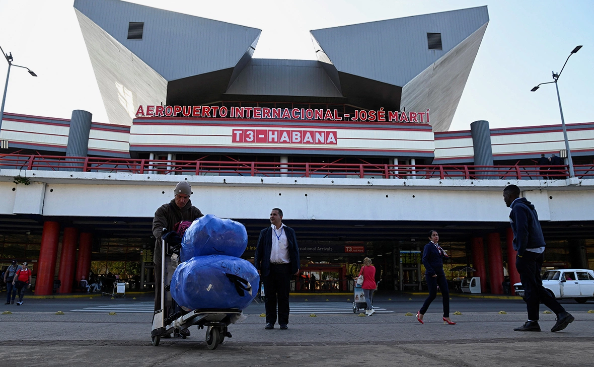 Norlys Perez / Reuters