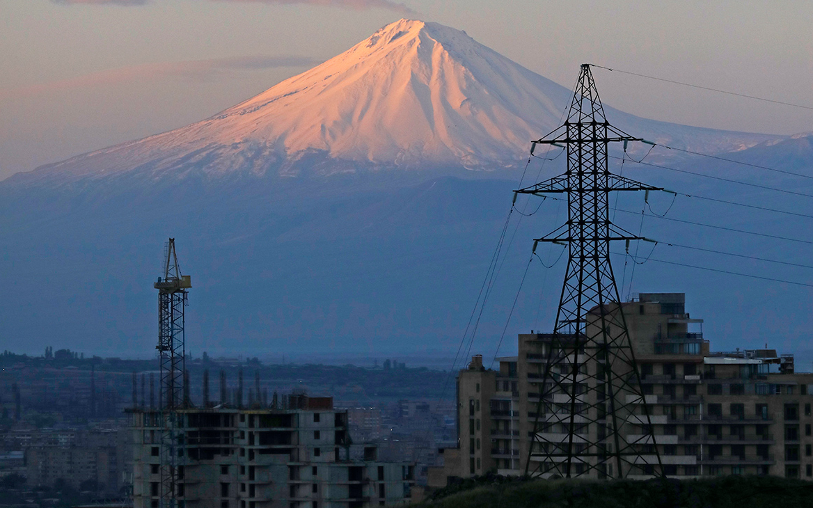 Власти Армении сообщили об аварии в энергосистеме всей страны