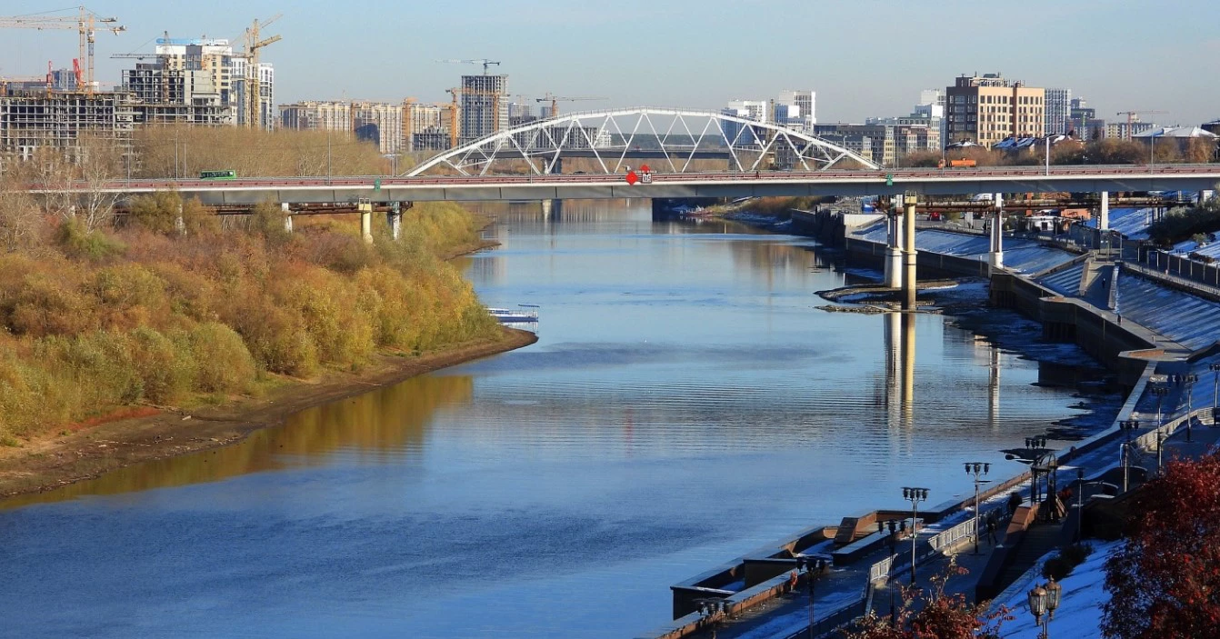 2 GIS / Anatoly Mankuta