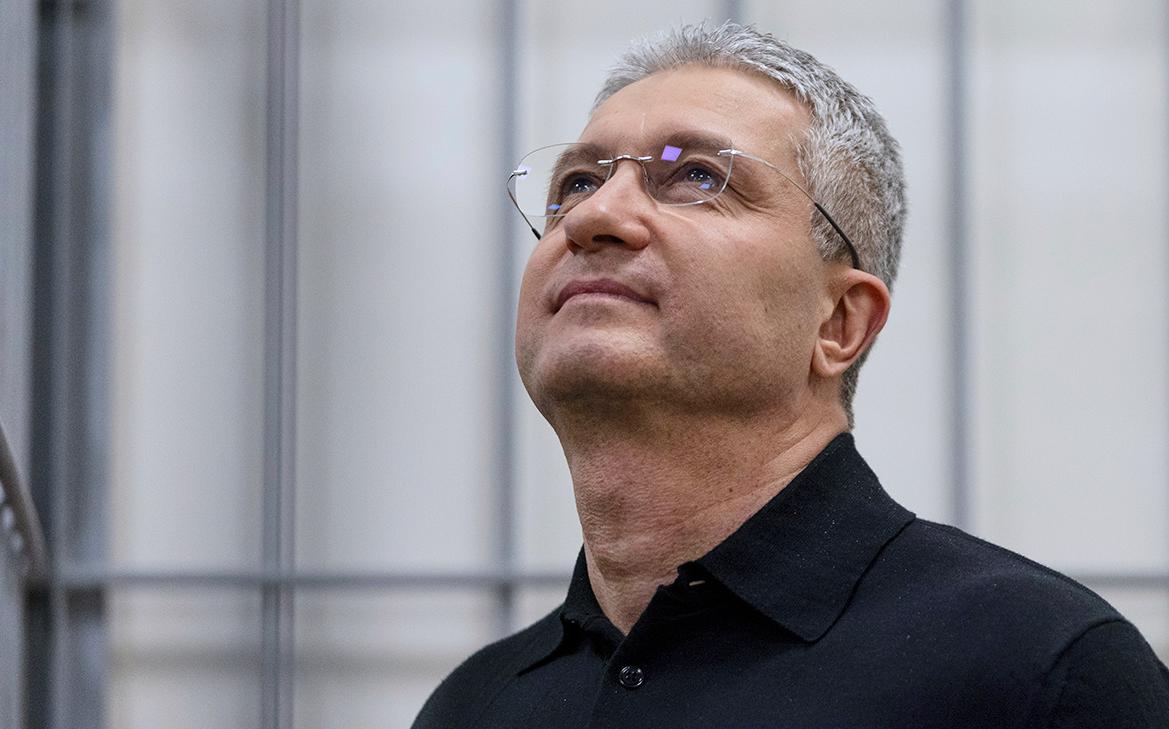Кассация отклонила жалобу на изъятие имущества Иванова на ₽1,2 млрд