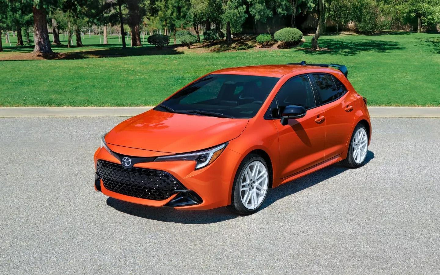 Toyota представила особую версию Corolla. Их выпустят всего 1,6 тыс. штук