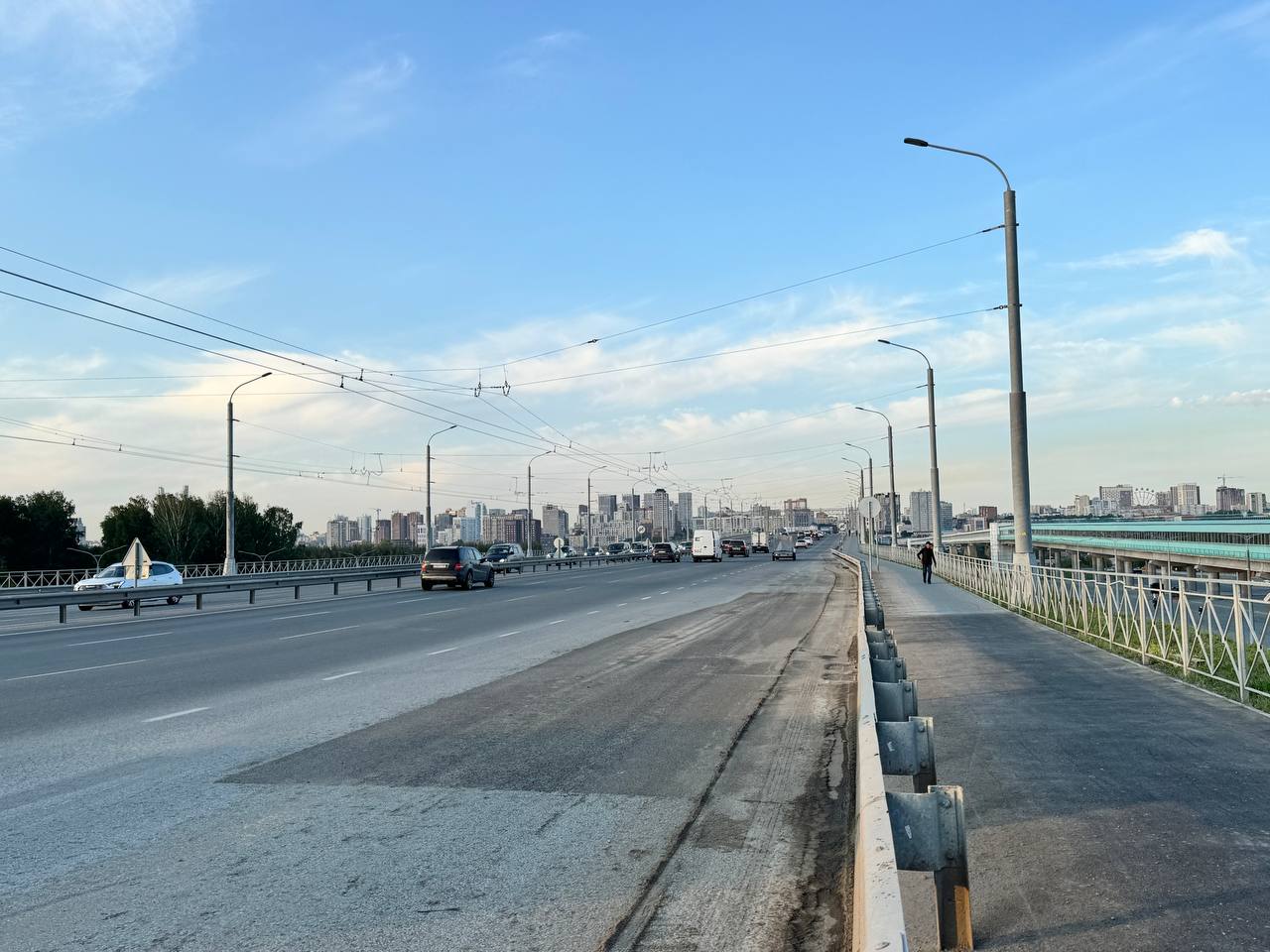 Октябрьский мост