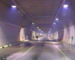 Авария в Лефортовском тоннеле: эвакуированы 200 человек