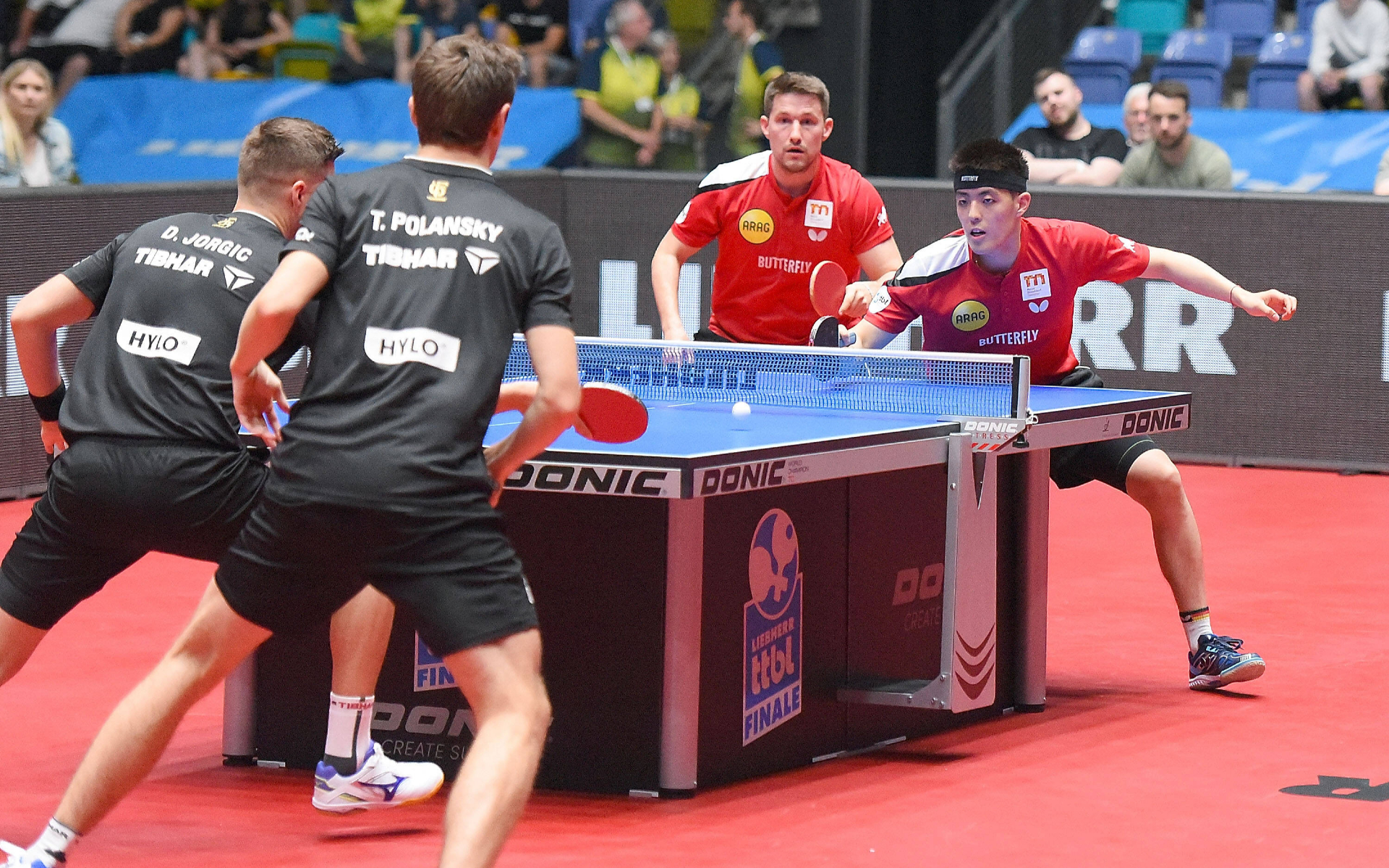 World team table tennis championships. Настольный теннис спортсмены. Настольный теннис ногами. Настольный теннис арт. Мастер спорта по настольному теннису.