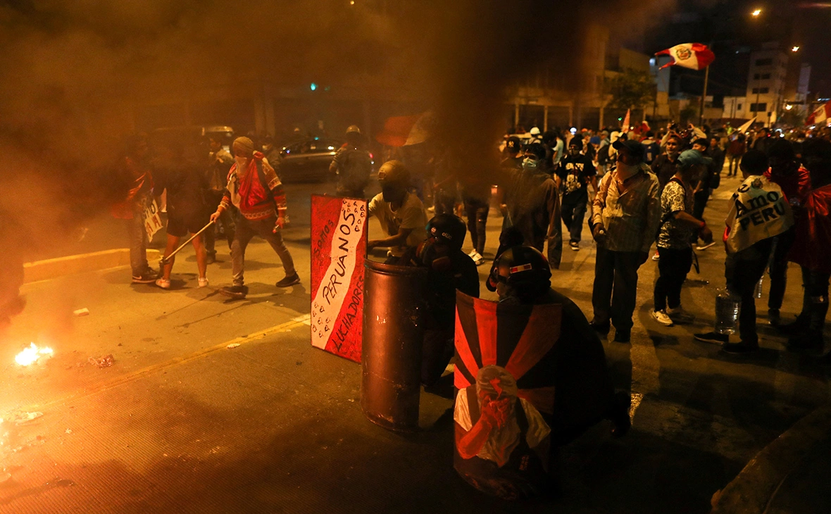 Sebastian Castaneda / Reuters