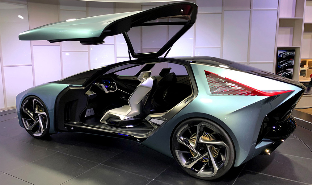 Lexus намекнул на будущие модели 544-сильным концепт-каром