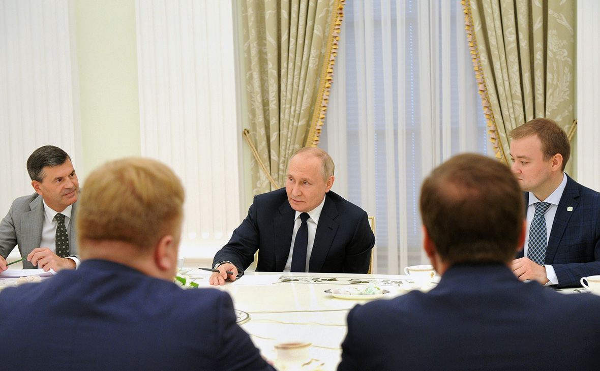 Владимир Путин на встрече с победителями конкурса &laquo;Лидеры России&raquo;