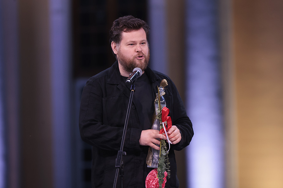 Режиссёр Егор Перегудов, получивший награду в номинации &laquo;Лучшая режиссерская работа&raquo;