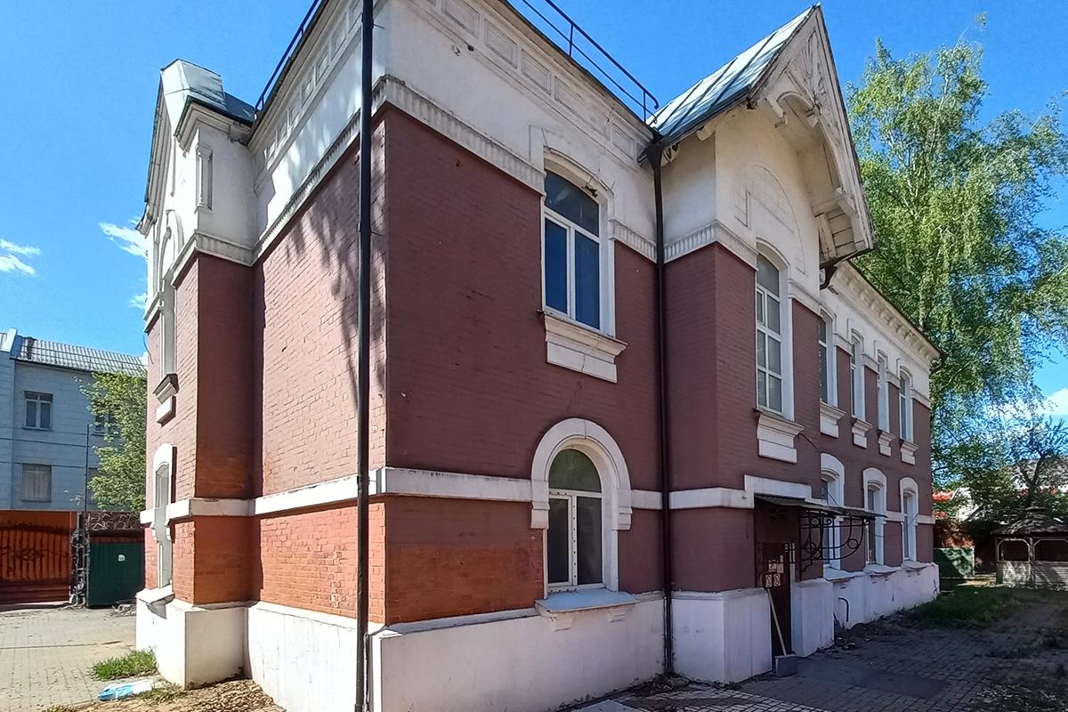 Дом-памятник в составе архитектурного ансамбля железнодорожной станции Канатчиково
&nbsp;