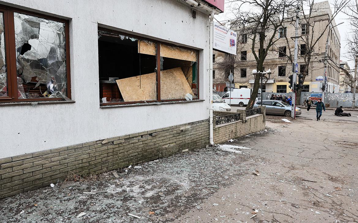 Четыре человека пострадали в результате обстрела Донецка