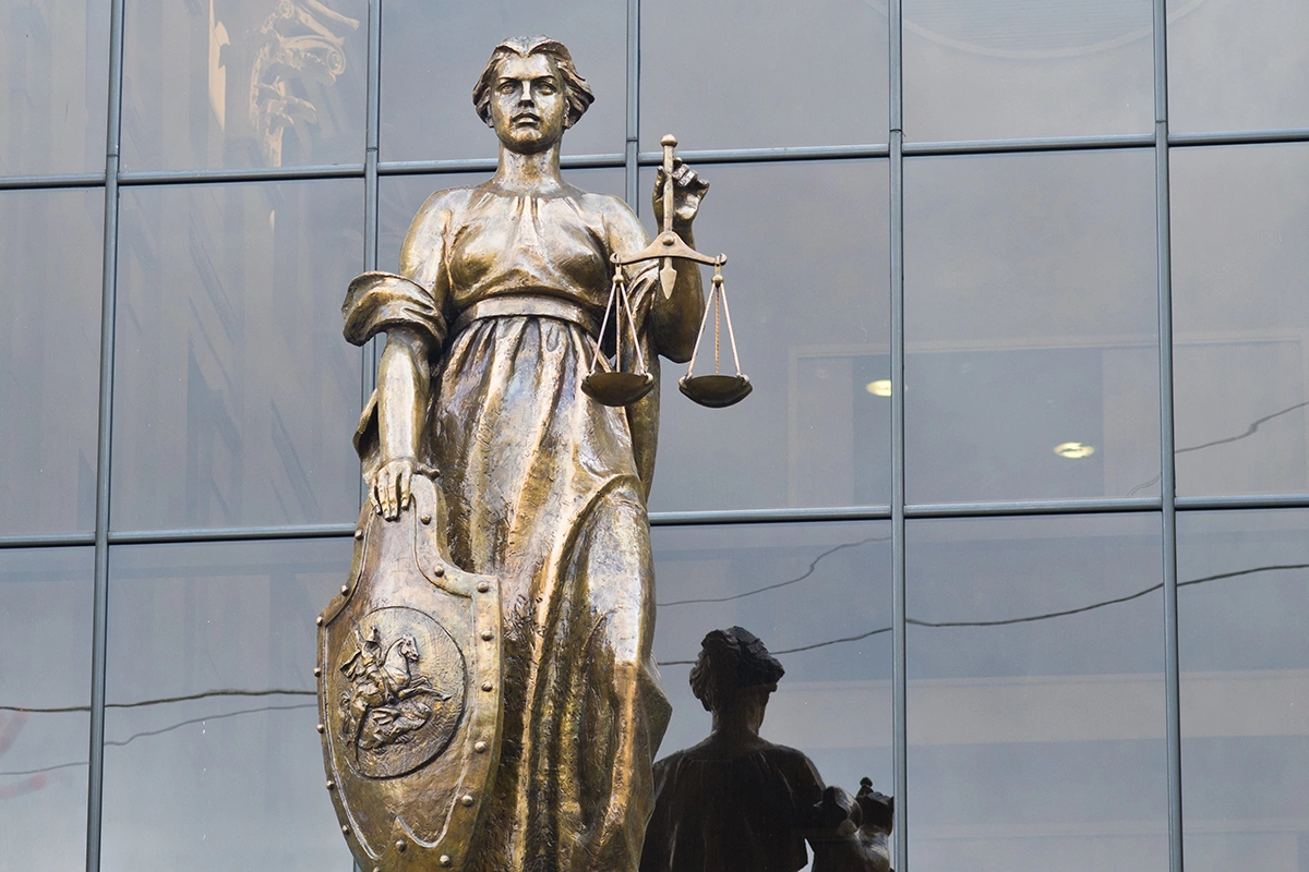 Возражение подают в суд, чтобы оспорить требования иска, доказать их незаконность и необоснованность